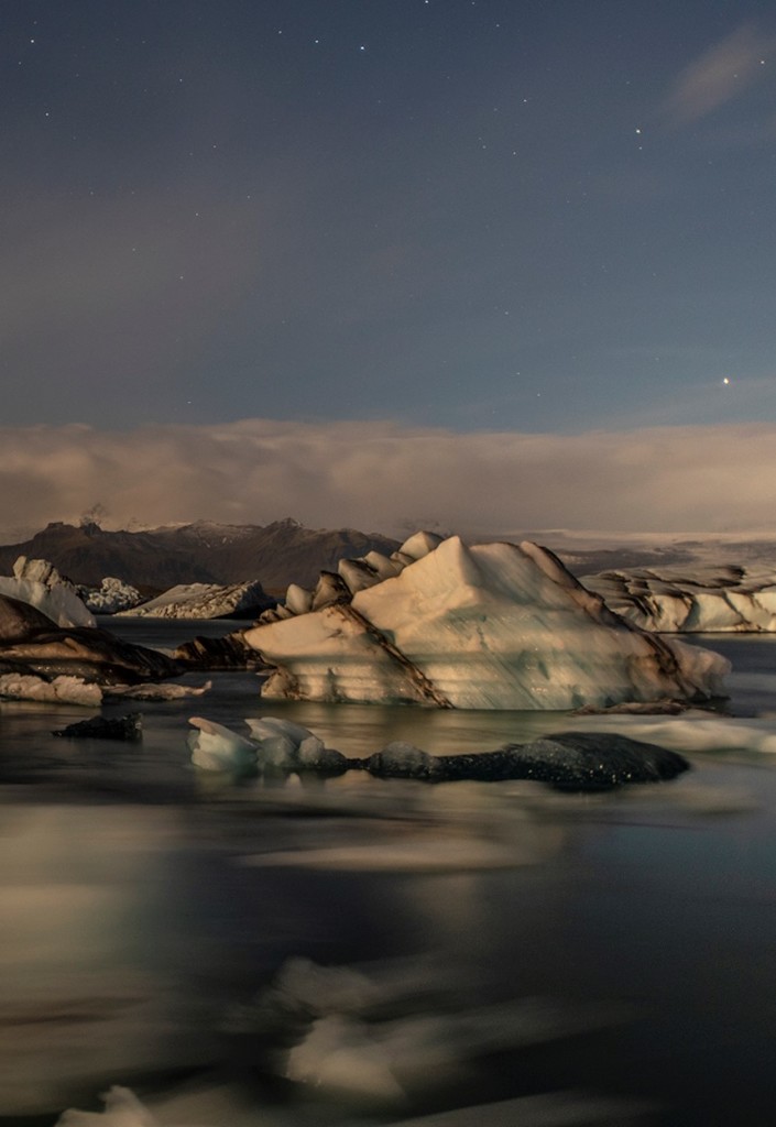 Nikon D850, 14-24mm f 2.8; @f2.8 @15 sec ISO320
